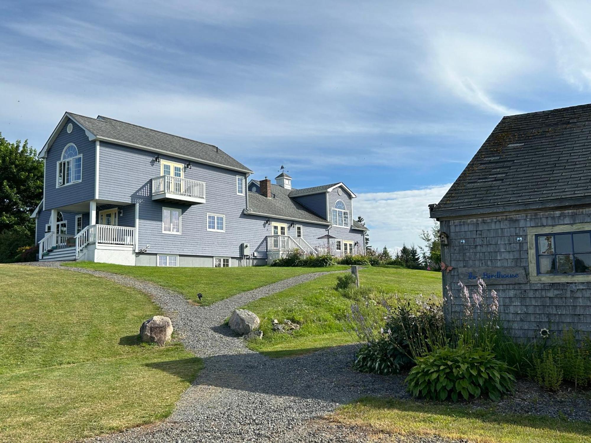 Tides Inn Guest Suites Halls Harbour Kültér fotó