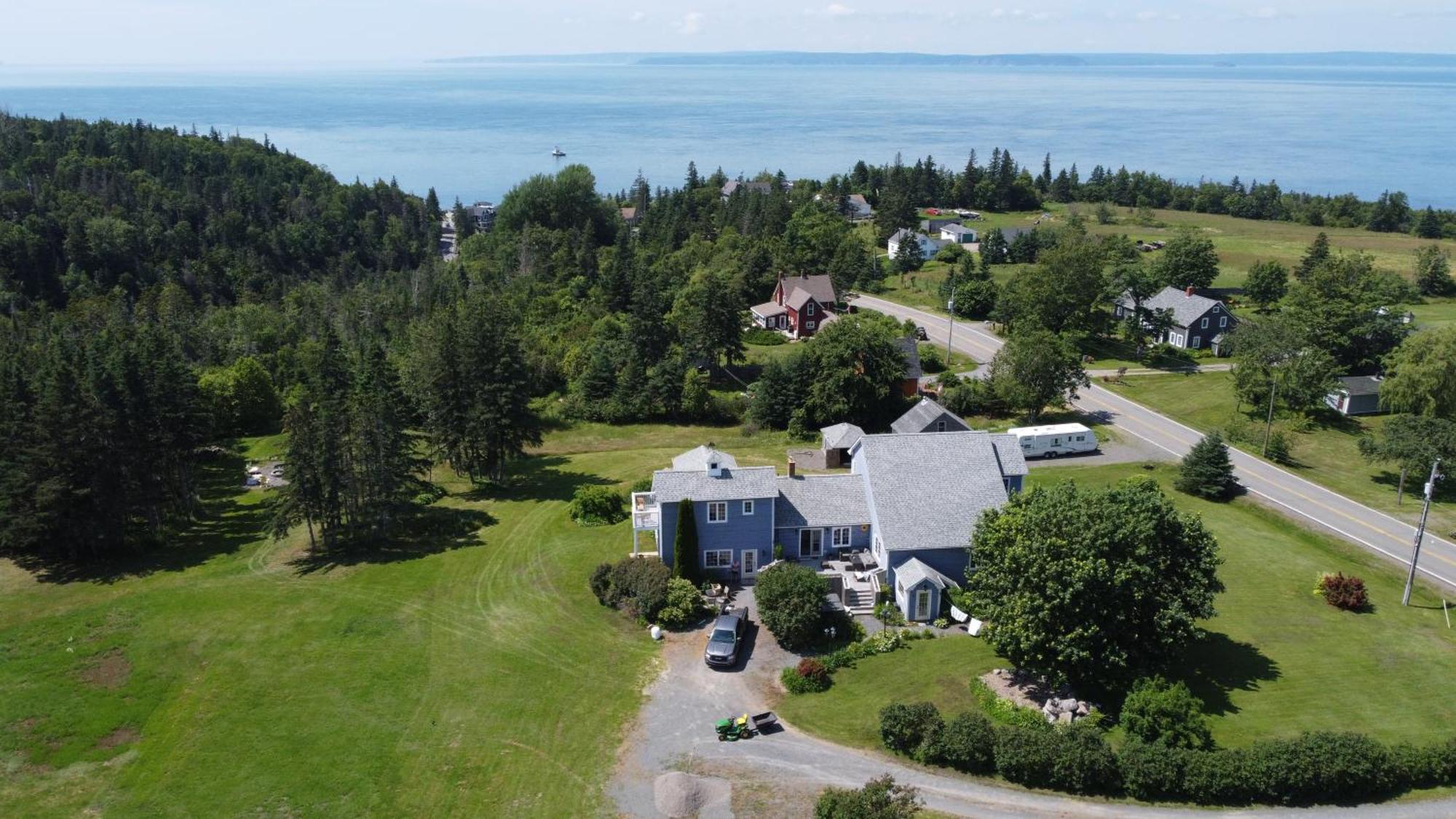 Tides Inn Guest Suites Halls Harbour Kültér fotó